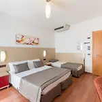 Angelina Hotel
