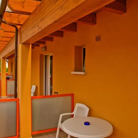 מלון Angelina 3*