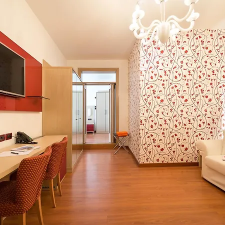 מלון Angelina 3*